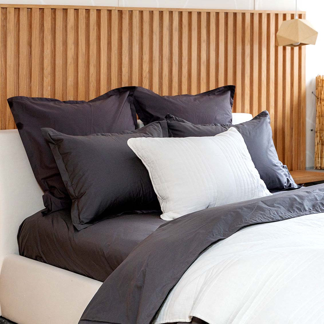 Bed Showing Percale Organic Top Sheet| Duman Home