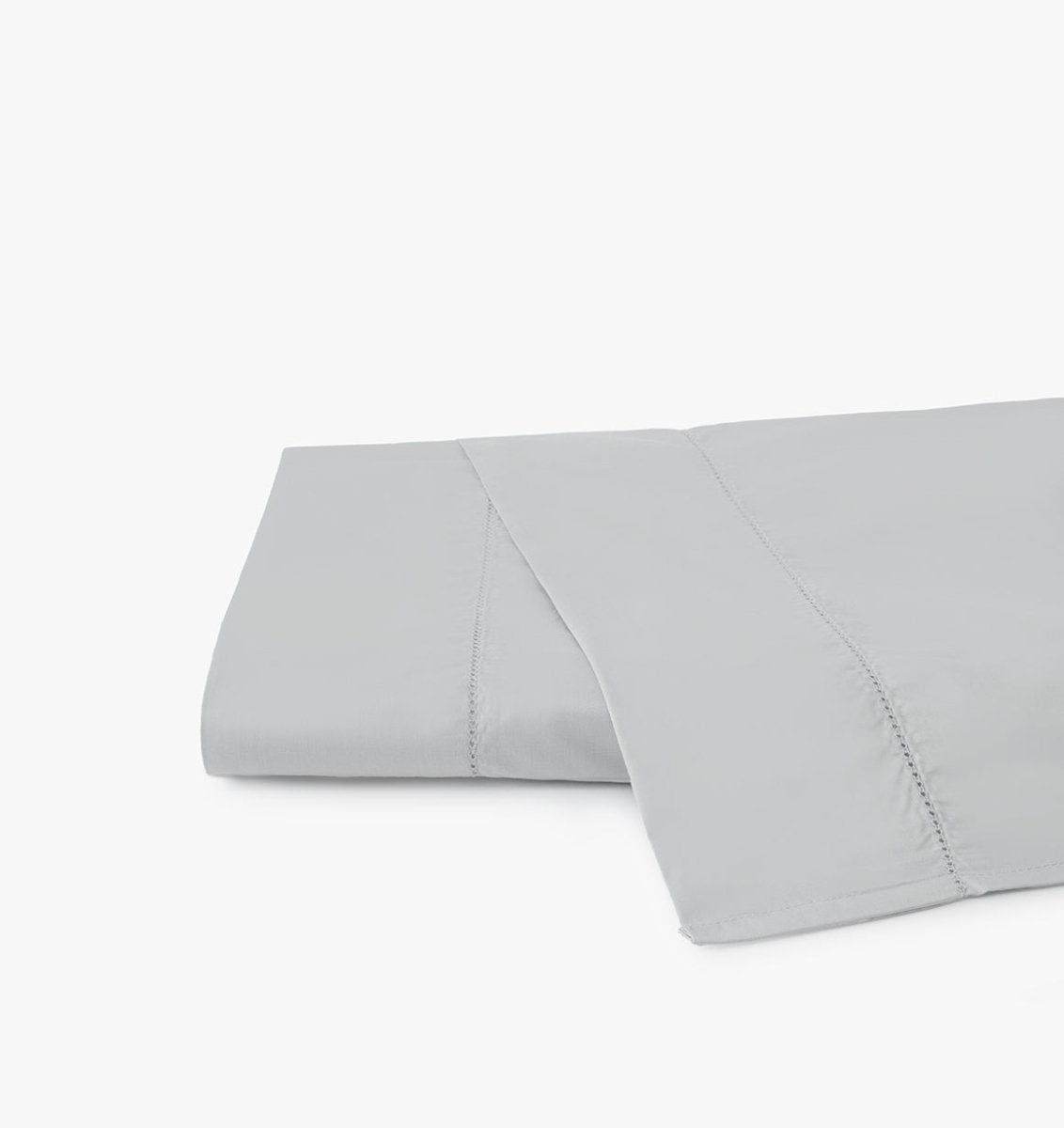 Signature Hemstitch Organic Top Sheet Tin Detail | Duman Home