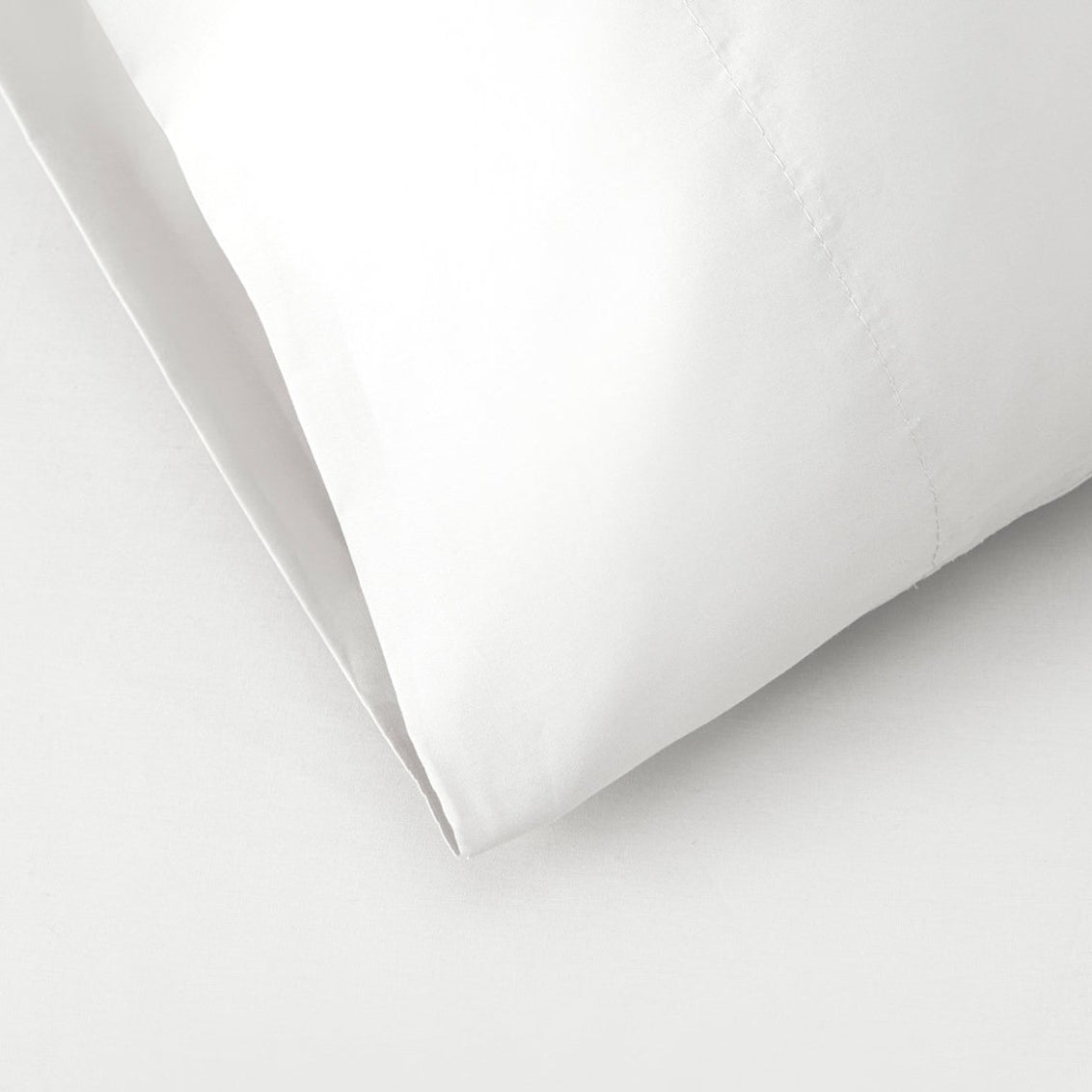 Percale Organic Pillowcase Set White Detail | Duman Home