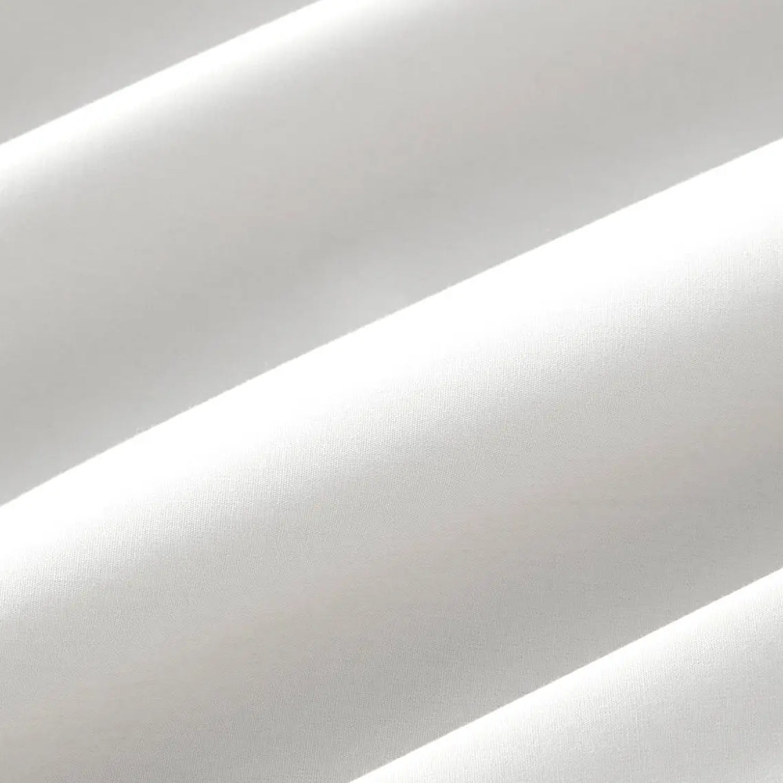 White sheet fabric detail