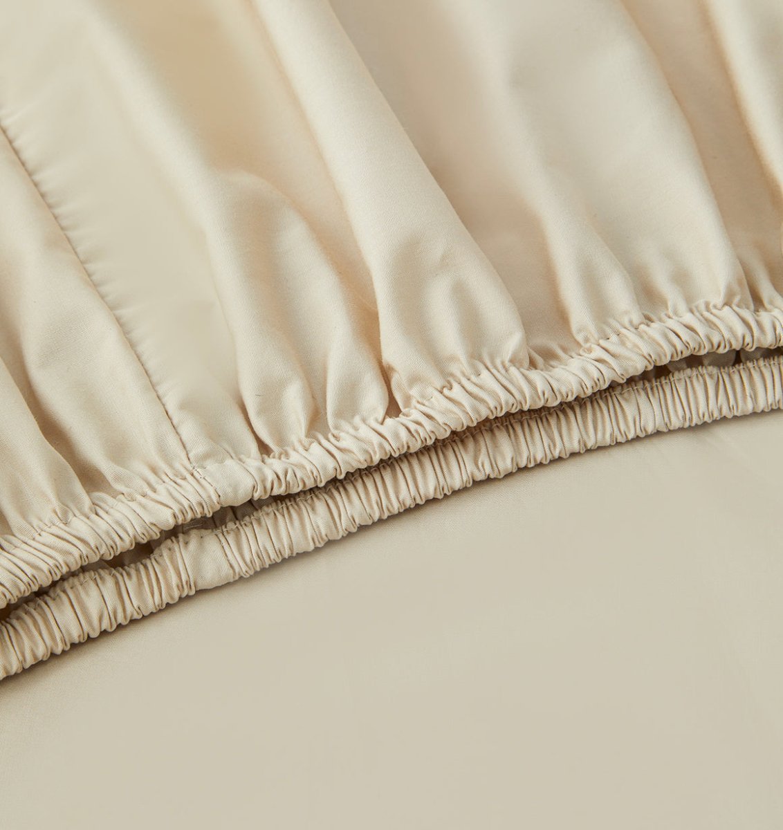 Percale Organic Fitted Sheet Bone Detail | Duman Home
